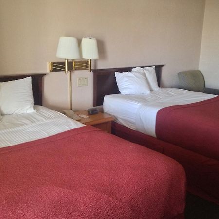 Rodeway Inn & Suites Денвер Екстер'єр фото